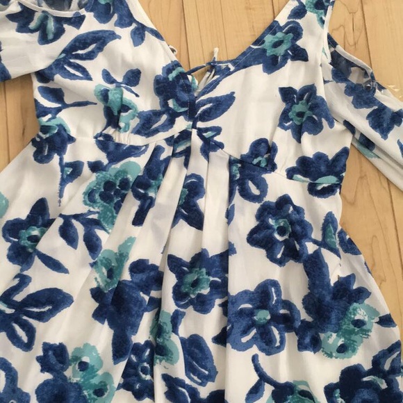 Blue cold shoulder floral dress - Picture 2 of 4